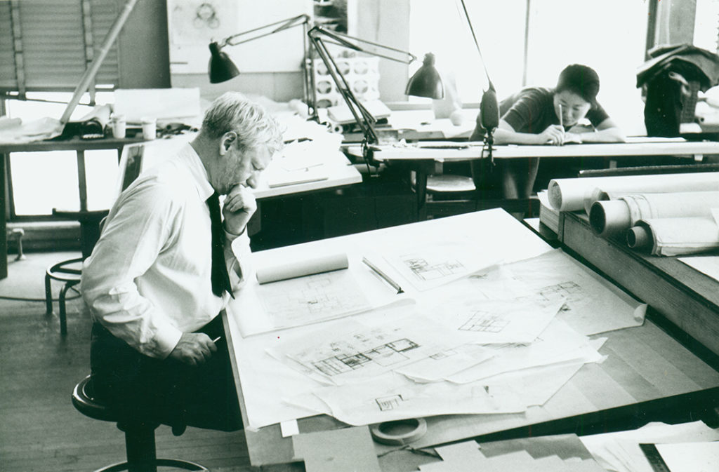 Kahn working on the design of the Fisher House, 1961. The Architectural Archives, University of Pennsylvania/Photo by George Pohl. 