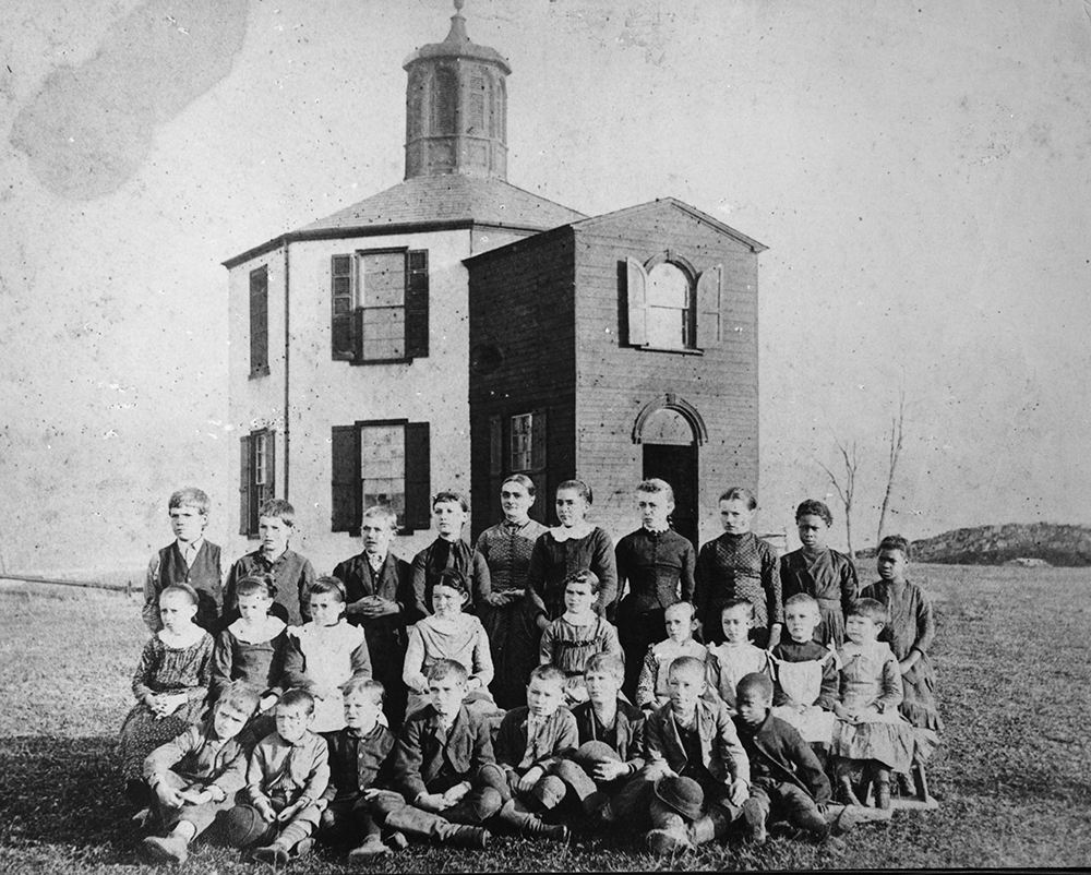 After the statute abolishing all distinction of race or color in public schools was enforced by the 1882 Pennsylvania Supreme Court decision known as Kaine v. Manaway, schools like this one began integrating. Shown in the image is the Belle School in East Caln Township, Chester County, around 1890. Library of Congress