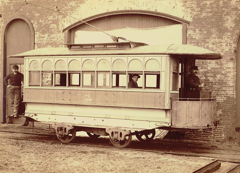 This appears to be an Electric Car Company of America prototype or mockup. The photo was probably taken at the company’s works, which covered a full block at 23rd and Washington in Philadelphia.