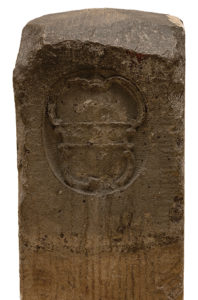 The Pennsylvania side of the line markers featured the Penn family coat of arms.