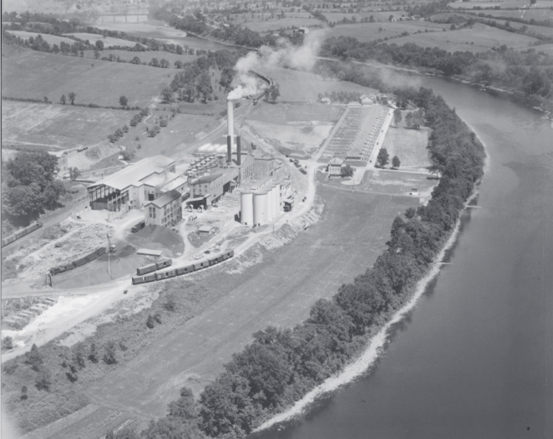 Photograph of Lehigh Portland Cement Co., Easton, from a conserved negative in the Aero Service Corp. collection. Pennsylvania State Archives/MG-416