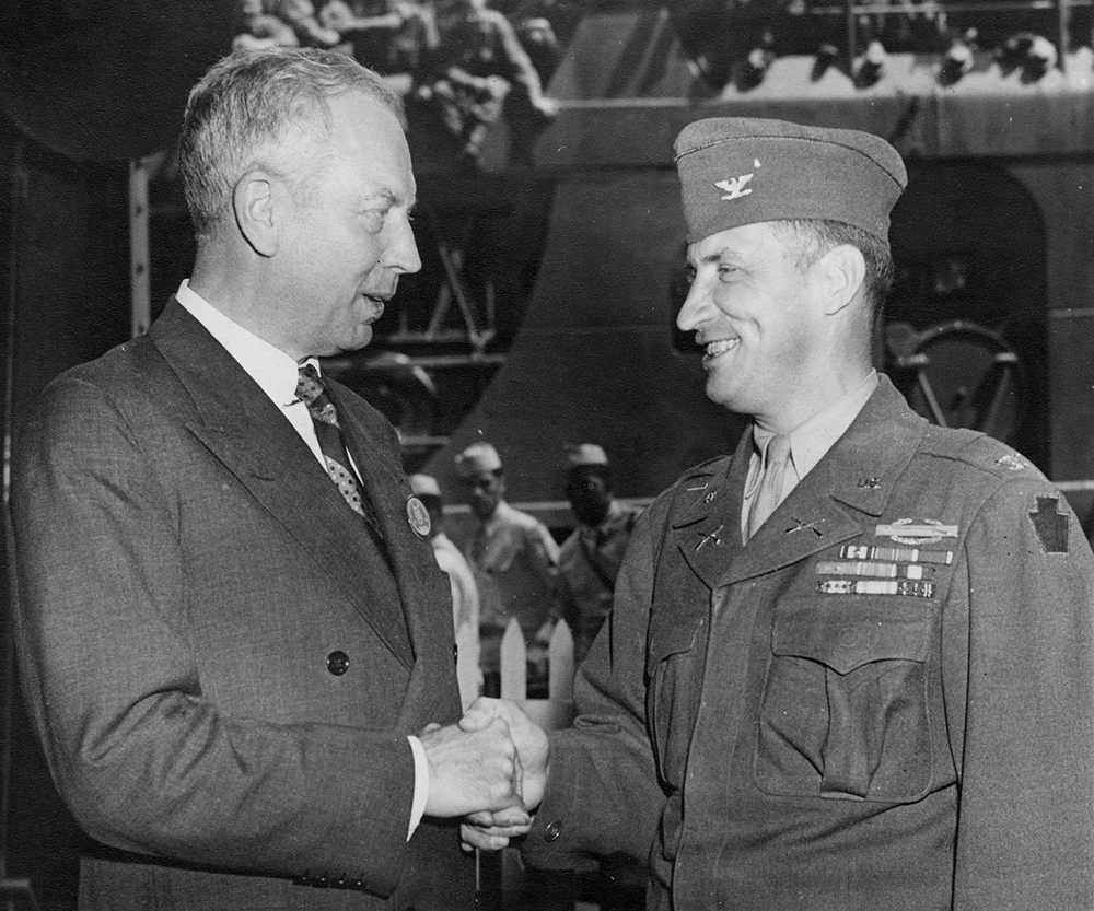 Colonel Strickler shaking hands with Pennsylvania governor Edward Martin, who traveled to Boston to greet the returning troops of the 28th Division. Pennsylvania State Archives, MG-356
