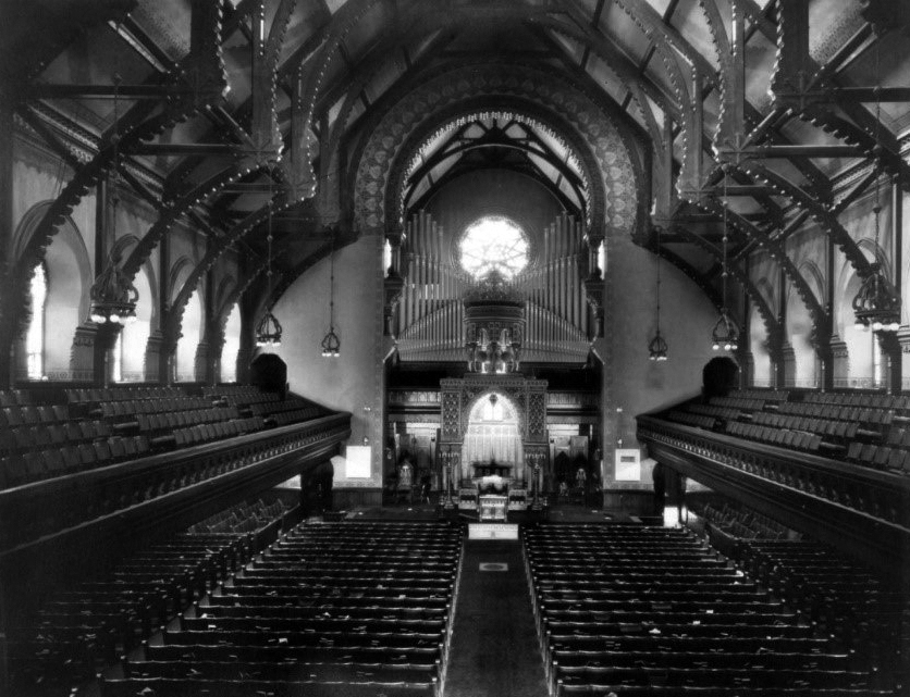 The Rodeph Shalom congregation presented Frank Furness with his first major commission and a rare opportunity: creating a “total work of art” with unified exterior, interior and furnishings. This is the 1,600-seat sanctuary. Congregation Rodeph Shalom, Philadelphia