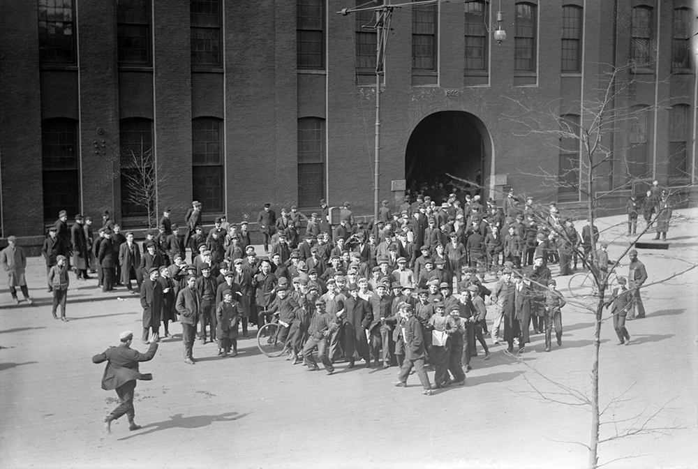 This photo is believed to have been taken during the 1910 labor unrest at Baldwin’s plant at North Broad and Spring Garden Streets in Philadelphia. This is suggested by the presence of a photographer to capture the event and the large cluster of employees gathered outside the plant. The strike failed and Baldwin refused to rehire organizers. Library of Congress, Prints & Photographs Division, LC-DIG-ggbain-04542