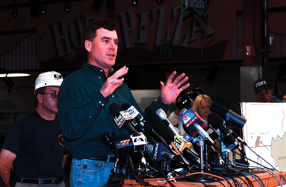 Gov. Mark Schweiker at a press conference during the Quecreek crisis. Pennsylvania State Archives, RG-20