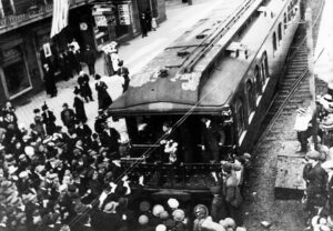 Without benefit of microphone or loudspeakers, Teddy Roosevelt addresses a crowd from the rear of an open-platform observation car at the downtown Pennsylvania Railroad station. Courtesy of LancasterHistory, Lancaster, Pennsylvania