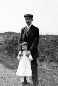 Gladys Goldsmith is seen here in the spring of 1912 with her father, William Goldsmith. Gladys and her sister Jeanne were dedicated family historians who preserved their grandfather’s Civil War sketches and documents about the history of their family’s jewelry store in Quakertown, Bucks County. Gladys eventually took over the jewelry store after her father’s death. Collection of the Mercer Museum Research Library of the Bucks County Historical Society