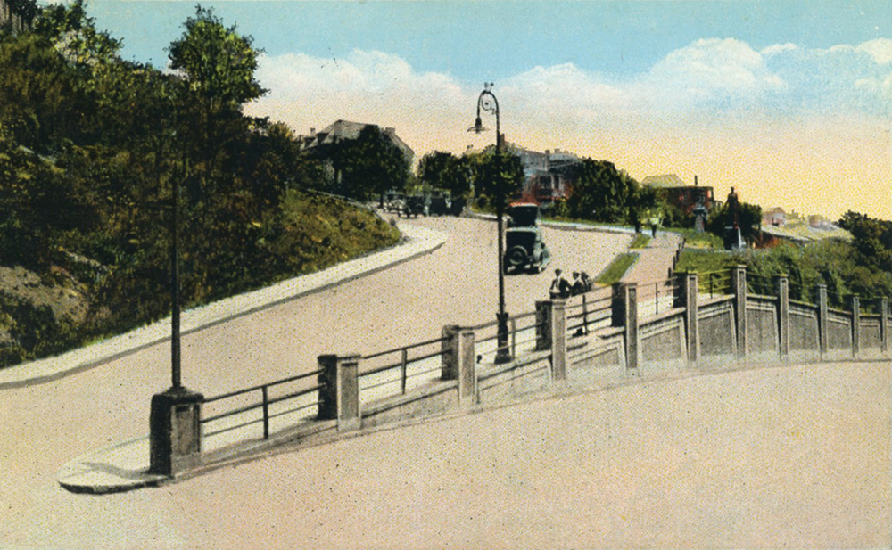 In a view looking east, the William Penn Highway diverges from the Lincoln Highway at Wilkinsburg. Collection of Dan Cupper